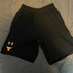 Mens Under Armour Project Rock HeatGear shorts size: small